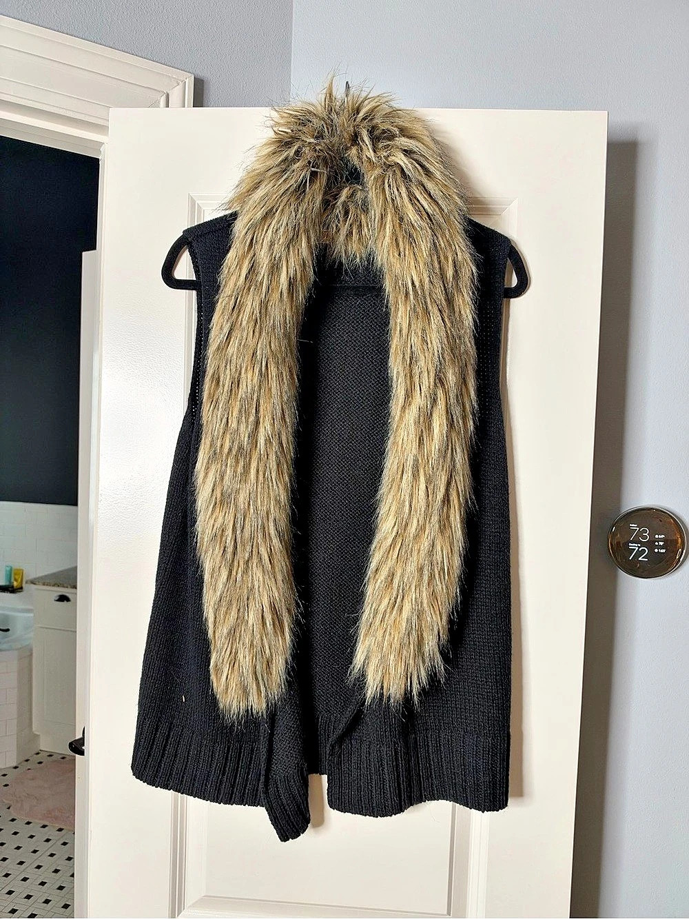 BB Dakota Faux Fur Trim Knit Vest Black XS